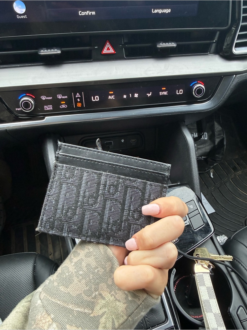Card holder - Picture 3 of 4